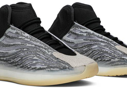 Adidas Yeezy Quantum (Lifestyle Model)
