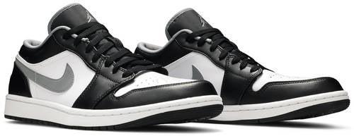 Air Jordan 1 Low &