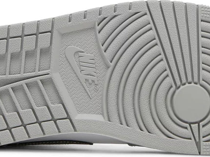 Air Jordan 1 Mid 'Light Smoke Grey Anthracite'