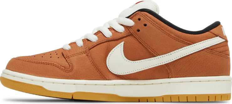 Nike SB Dunk Low Pro &