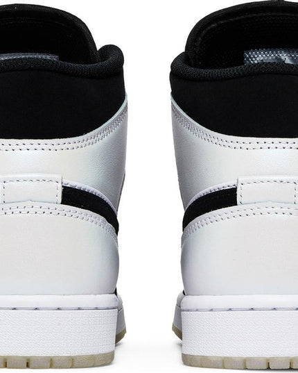 Air Jordan 1 Mid 'Diamond Shorts'