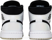 Air Jordan 1 Mid 'Diamond Shorts'