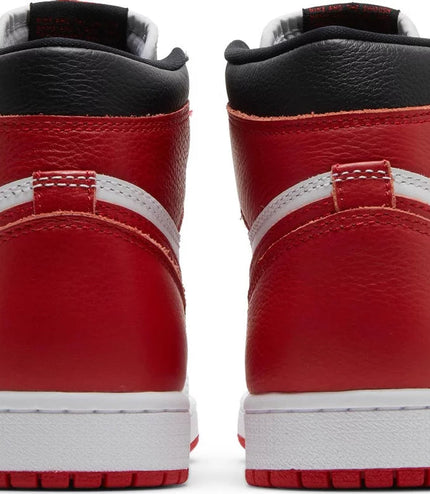 Air Jordan 1 Retro High OG 'Heritage'