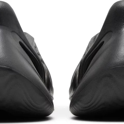 Adidas Yeezy Foam RNNR 'Onyx'
