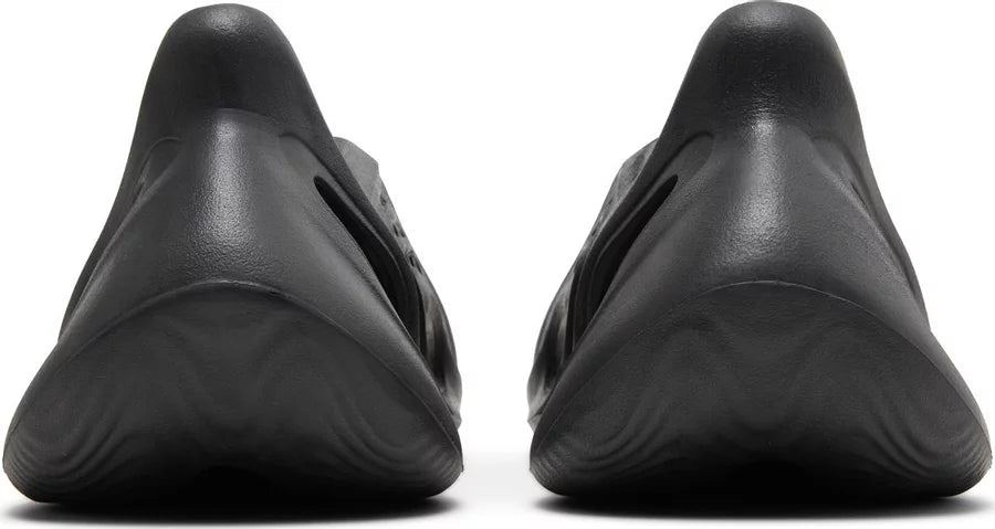 Adidas Yeezy Foam RNNR 'Onyx'
