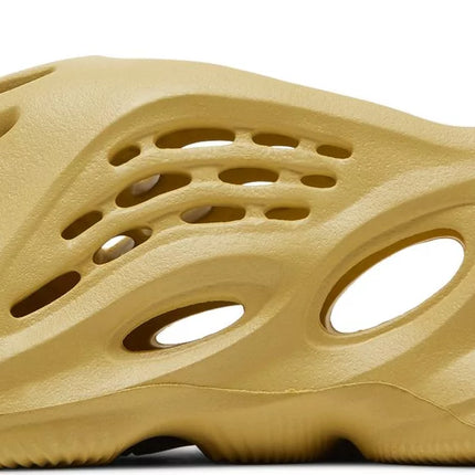 Adidas Yeezy Foam RNNR 'Sulfur'