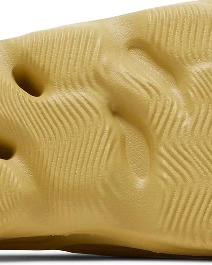 Adidas Yeezy Foam RNNR 'Sulfur'
