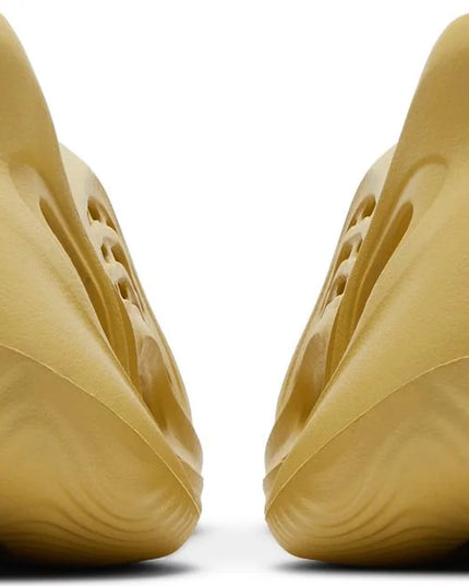 Adidas Yeezy Foam RNNR 'Sulfur'