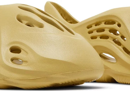 Adidas Yeezy Foam RNNR 'Sulfur'