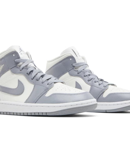 Air Jordan 1 Mid 'Stealth' (Women's)