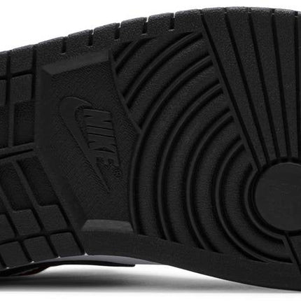 Air Jordan 1 Mid 'Chicago Black Toe'