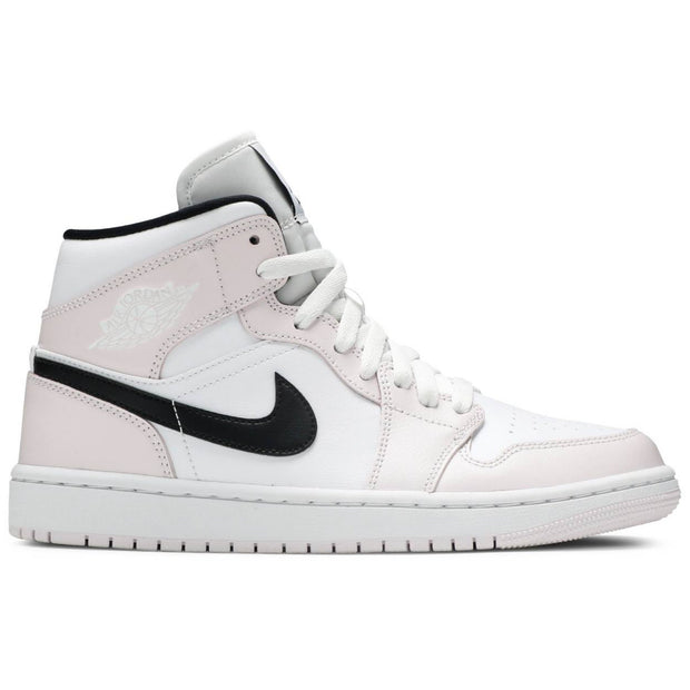 Air Jordan 1 Mid &