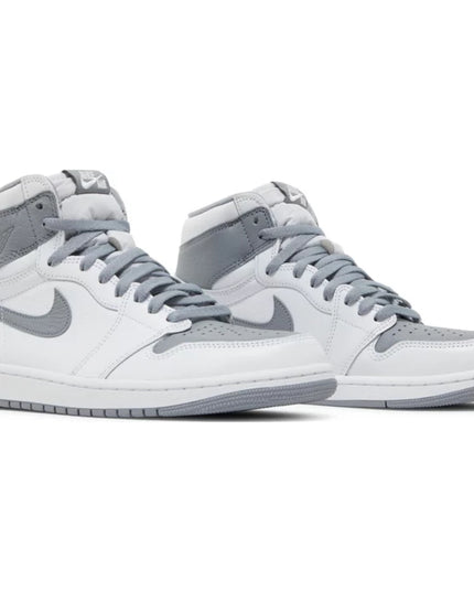 Air Jordan 1 Retro High OG 'Stealth'
