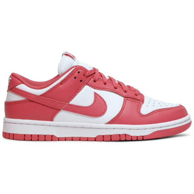 nike stripes Dunk Low &