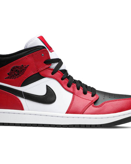 Air Jordan 1 Mid 'Chicago Black Toe'