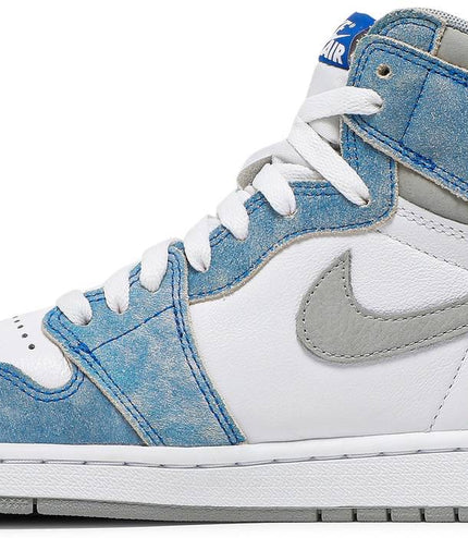 Air Jordan 1 Retro High OG 'Hyper Royal'