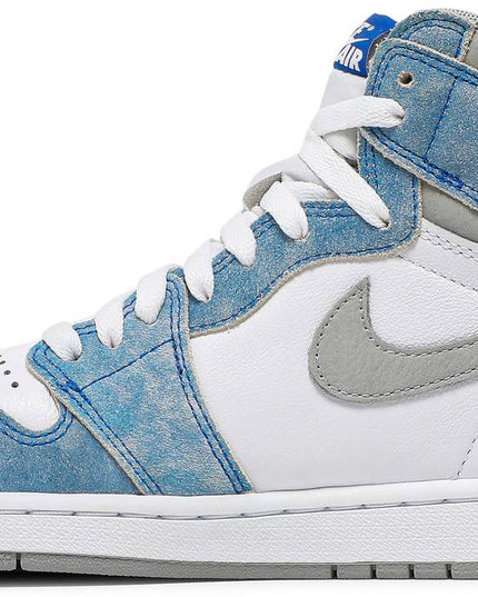 Air Jordan 1 Retro High OG 'Hyper Royal'