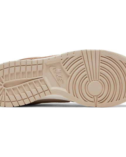 Nike Dunk Low SE 'Sand Drift' (Women's)