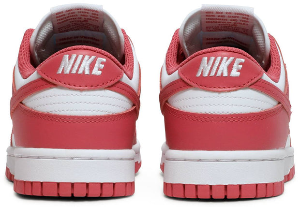 nike stripes Dunk Low &