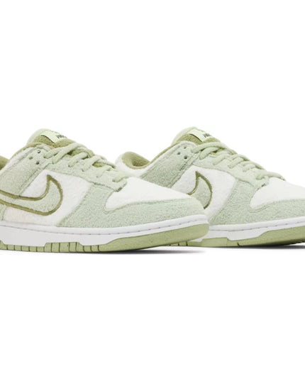 Nike Dunk Low SE Fleece Pack 'Honeydew' (Women's)
