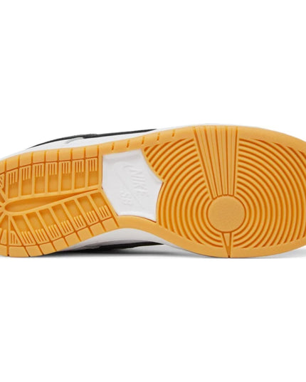 Nike SB Dunk Low 'White Gum'