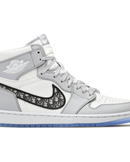 Air Jordan 1 Retro High 'Dior'