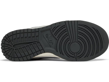 Nike Dunk Low 'Light Smoke Grey' (Women's)