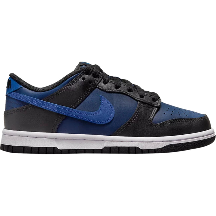Nike Dunk Low &