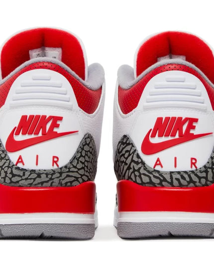 Air Jordan 3 Retro 'Fire Red' (2022)