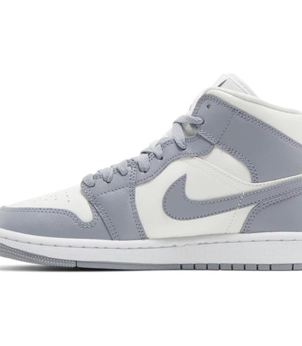 Air Jordan 1 Mid 'Stealth' (Women's)