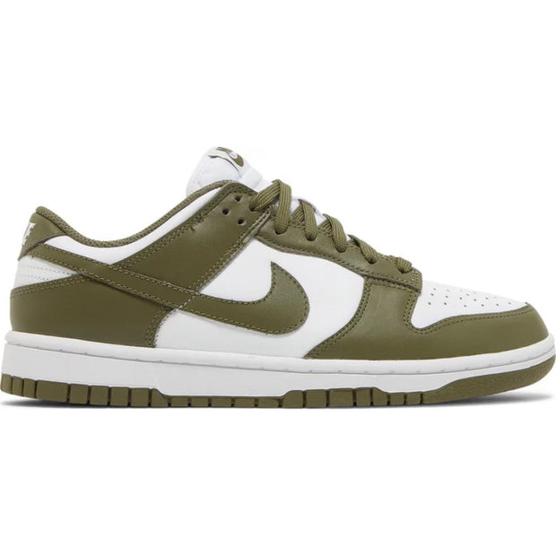 nike stripes Dunk Low &