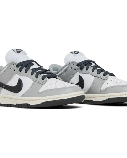 Nike Dunk Low 'Light Smoke Grey' (Women's)