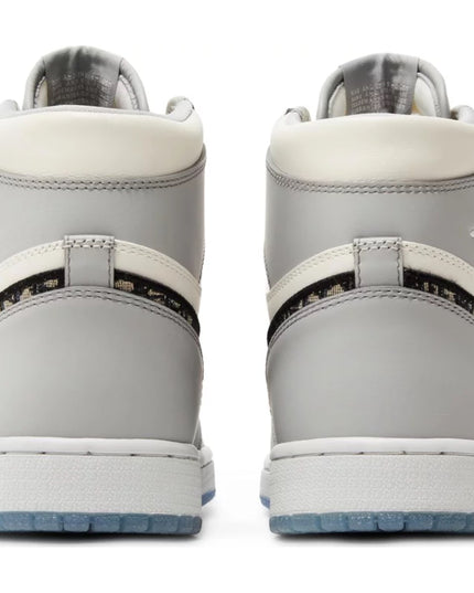 Air Jordan 1 Retro High 'Dior'