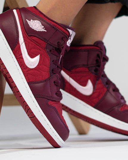 Air Jordan 1 Mid SE 'Red Quilt' (GS)