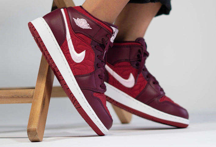 Air Jordan 1 Mid SE 'Red Quilt' (GS)