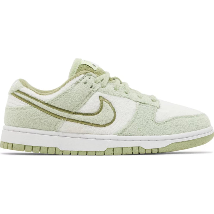 Nike Dunk Low SE Fleece Pack &