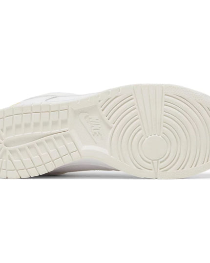 Nike Dunk Low Valentine's Day 'Yellow Heart' (Women's)