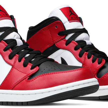 Air Jordan 1 Mid 'Chicago Black Toe'
