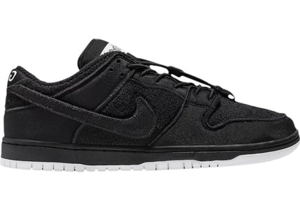 Nike SB Dunk Low 'Gnarhunters'