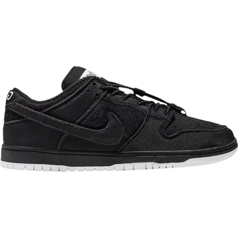 Nike SB Dunk Low 'Gnarhunters'